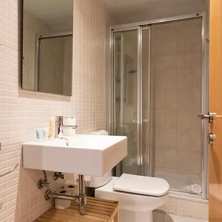 Apartment Ab Center